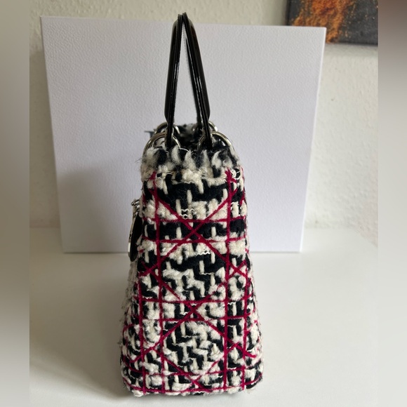 Christian Dior Black Quilted Tweed with Patent Leather
Lady Dior Bag - Picture 5 of 14